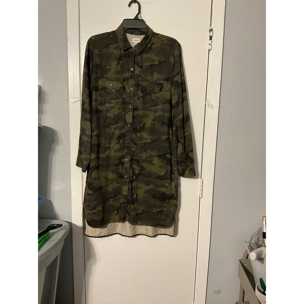 Sneak Peek Womens Camo Button Down Shirt Dress Green Camouflage Size L Pockets